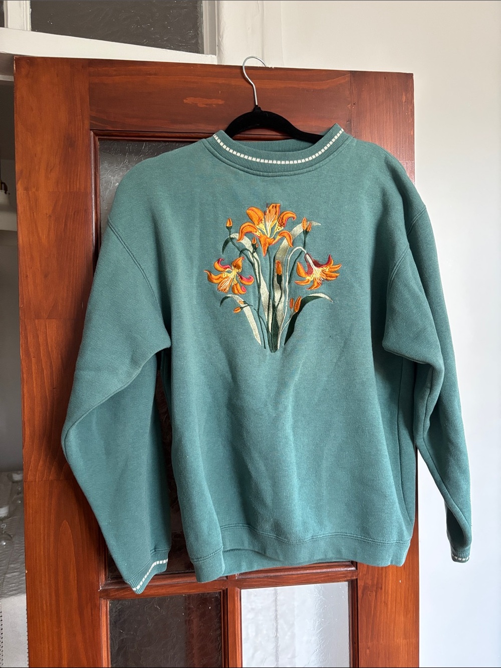 Green Floral Embroidered Crewneck Sweater